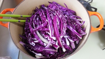 紫キャベツ調理中 小.jpg