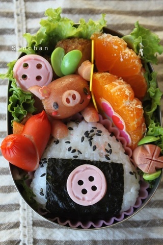 ボタンのお弁当.jpg