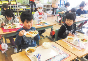 小・中学校の給食費が0（ゼロ）円