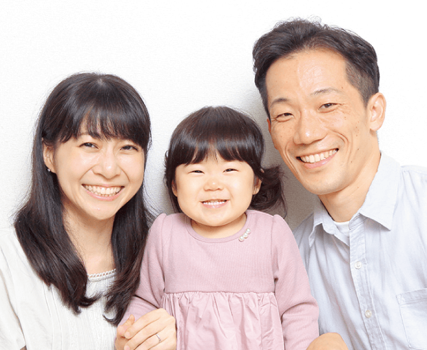 読者モデルのひろみママ、恭平パパ、かほちゃん（2歳８ヵ月）
                        