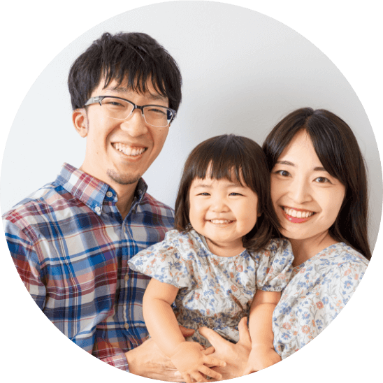 読者モデルの知香ママ・拓真パパ・柚花（ゆずか）ちゃん（2歳）の画像